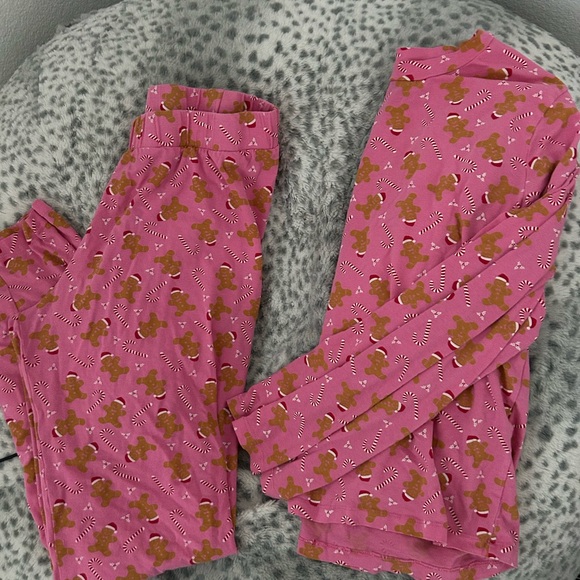Women’s size - Pink gingerbread men pajamas - Picture 3 of 5